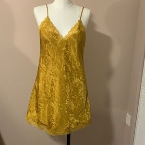 Victoria’s Secret Gold Slip